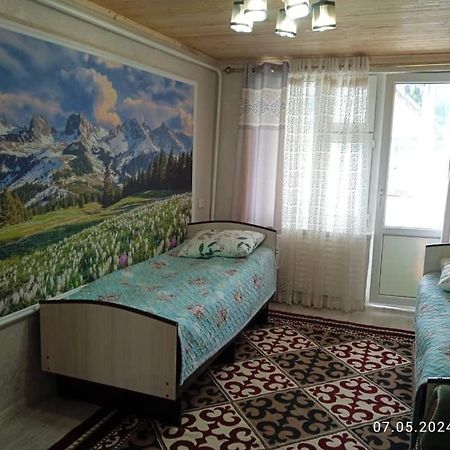 Syimyk Guest House Jyrgalan 外观 照片